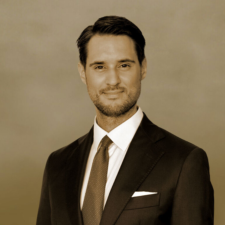Francesco Bulleri at fb@adglegal.com